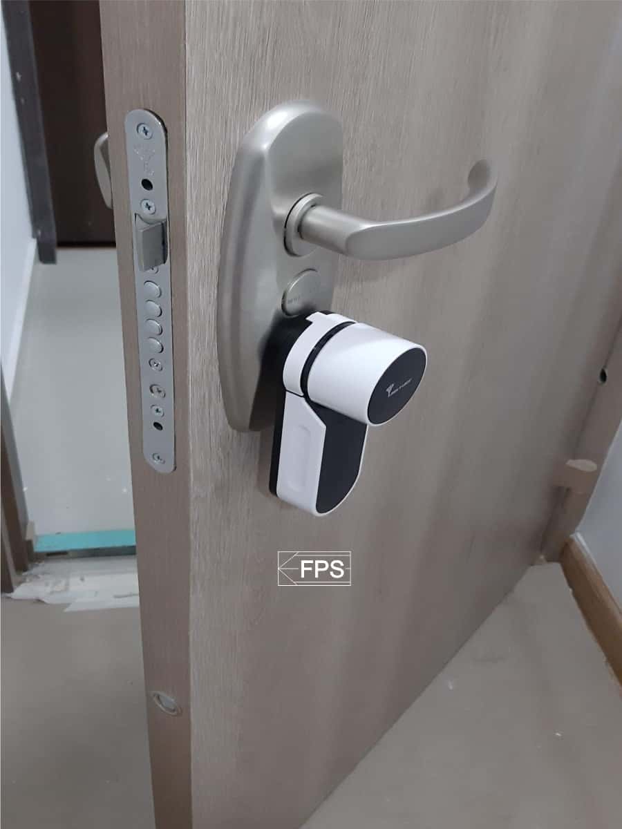 puertas de seguridad celular y smartphone